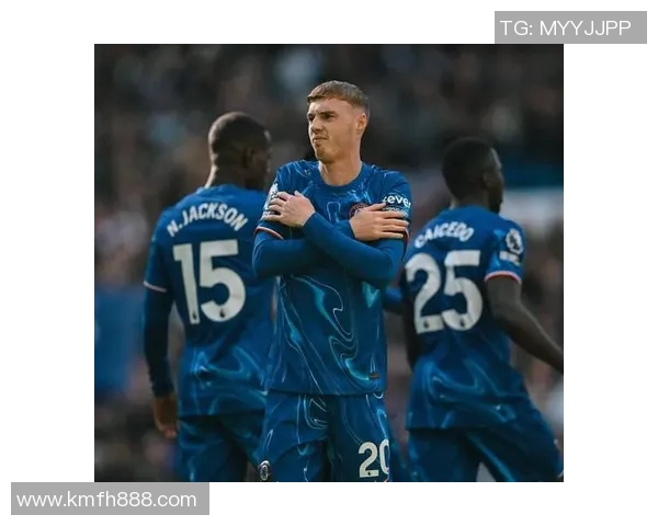 切尔西足球明星的时尚穿搭解析与潮流搭配技巧分享 切尔西足球明星的时尚穿搭解析与潮流搭配技巧分享